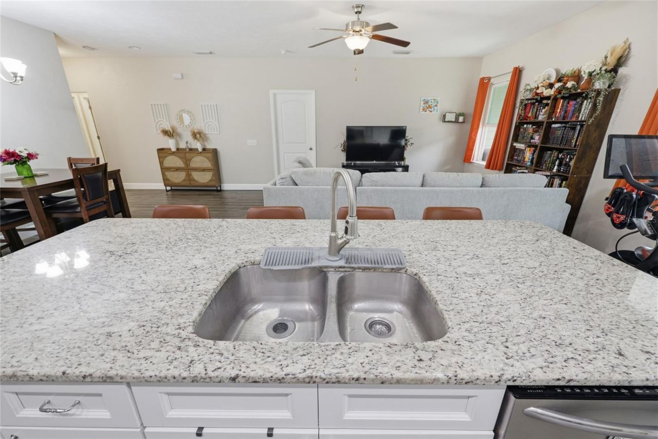 16612 NW 191st Way, High Springs, FL 32643 Photo