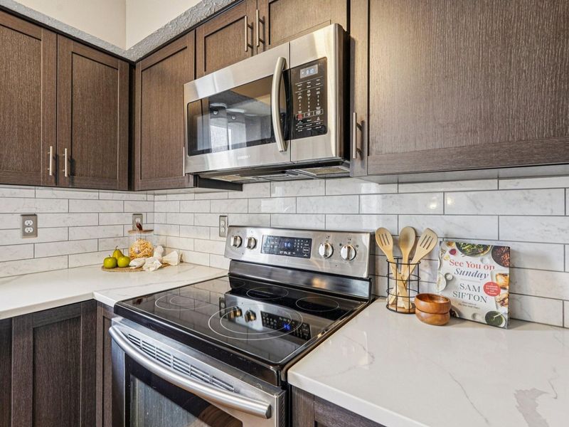 521 Long Street , Ashville, OH 43103 Photo 13