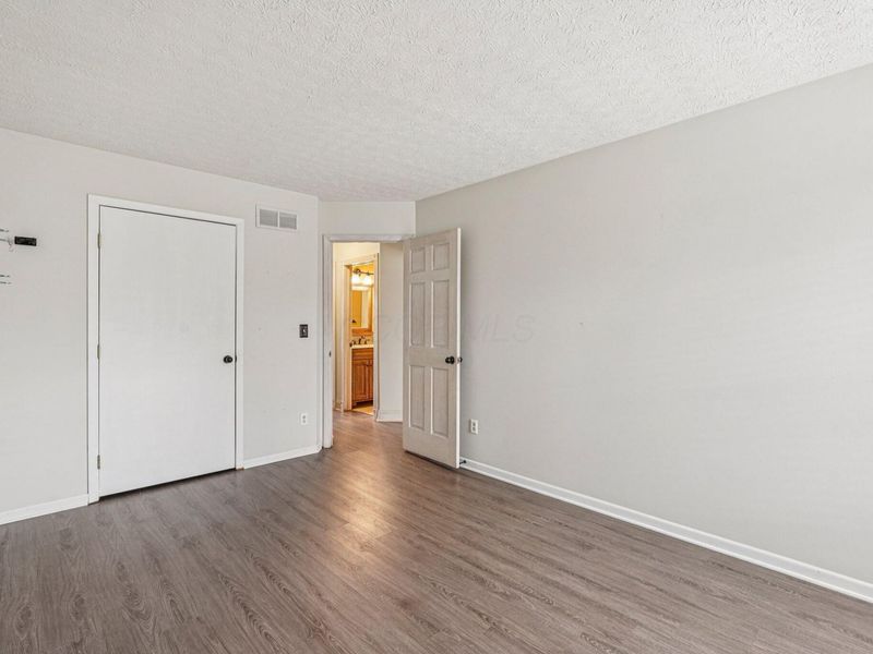 521 Long Street , Ashville, OH 43103 Photo 31