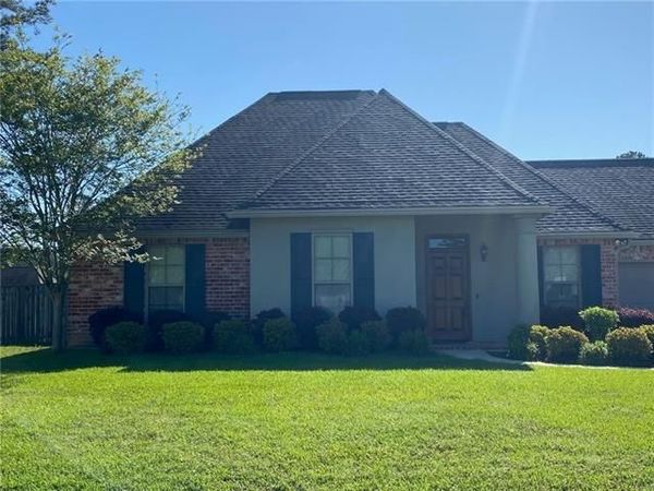 116 FAYEDAYE Drive, Madisonville, LA 70447