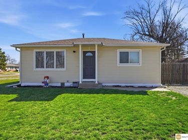 4040 N 71st Street, Lincoln, NE 68507