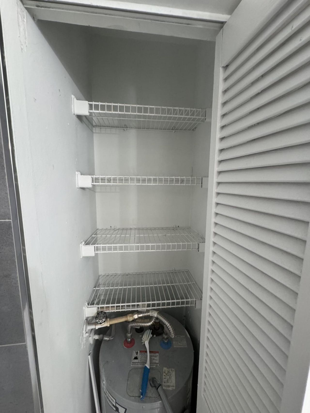 1854 Abbey Road, Unit 102, West Palm Beach, FL 33415 Photo