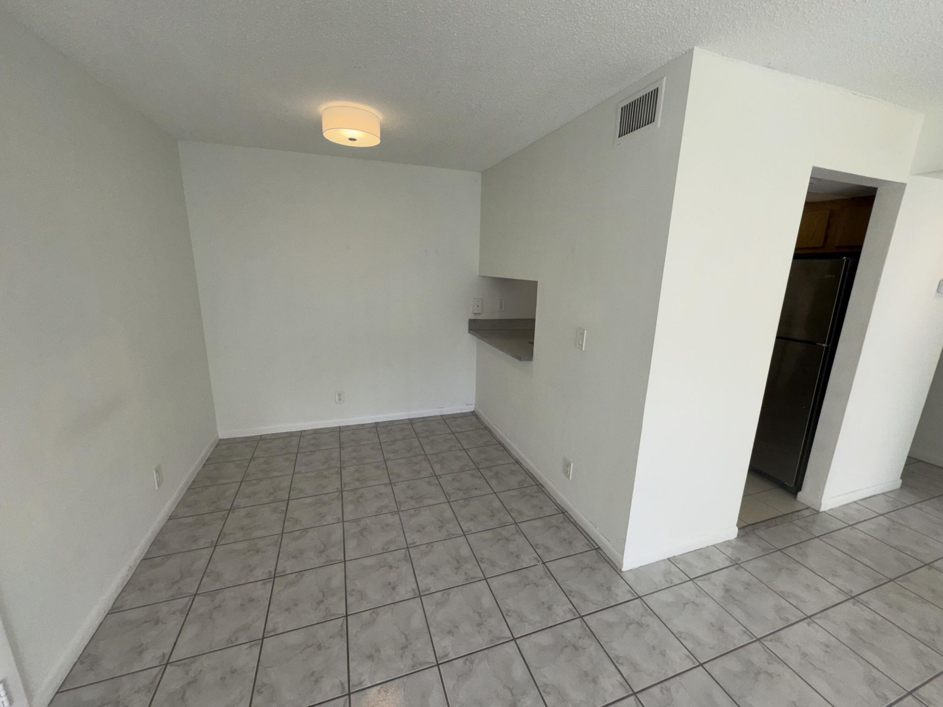 1854 Abbey Road, Unit 102, West Palm Beach, FL 33415 Photo