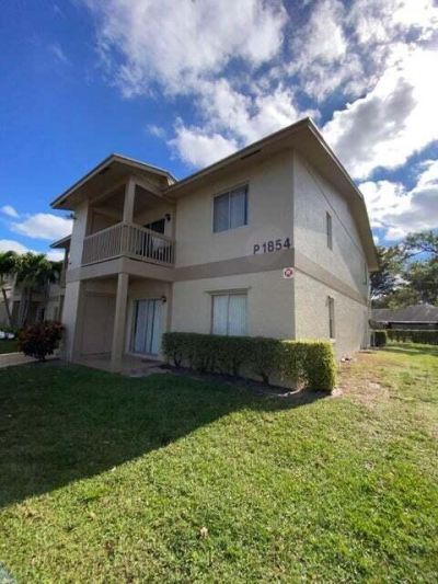 1854 Abbey Road, Unit 102, West Palm Beach, FL 33415 Photo