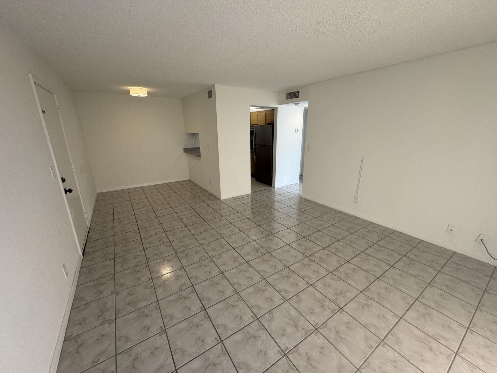1854 Abbey Road, Unit 102, West Palm Beach, FL 33415 Photo