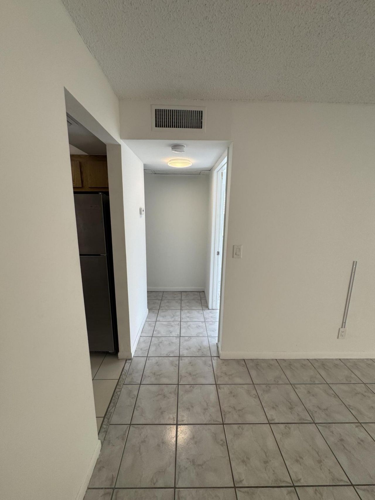 1854 Abbey Road, Unit 102, West Palm Beach, FL 33415 Photo