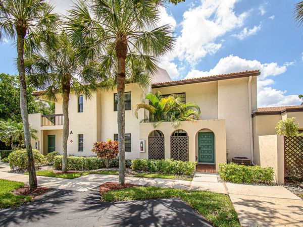 8334 Cypress Lane, Unit 1a, Boca Raton, FL 33433