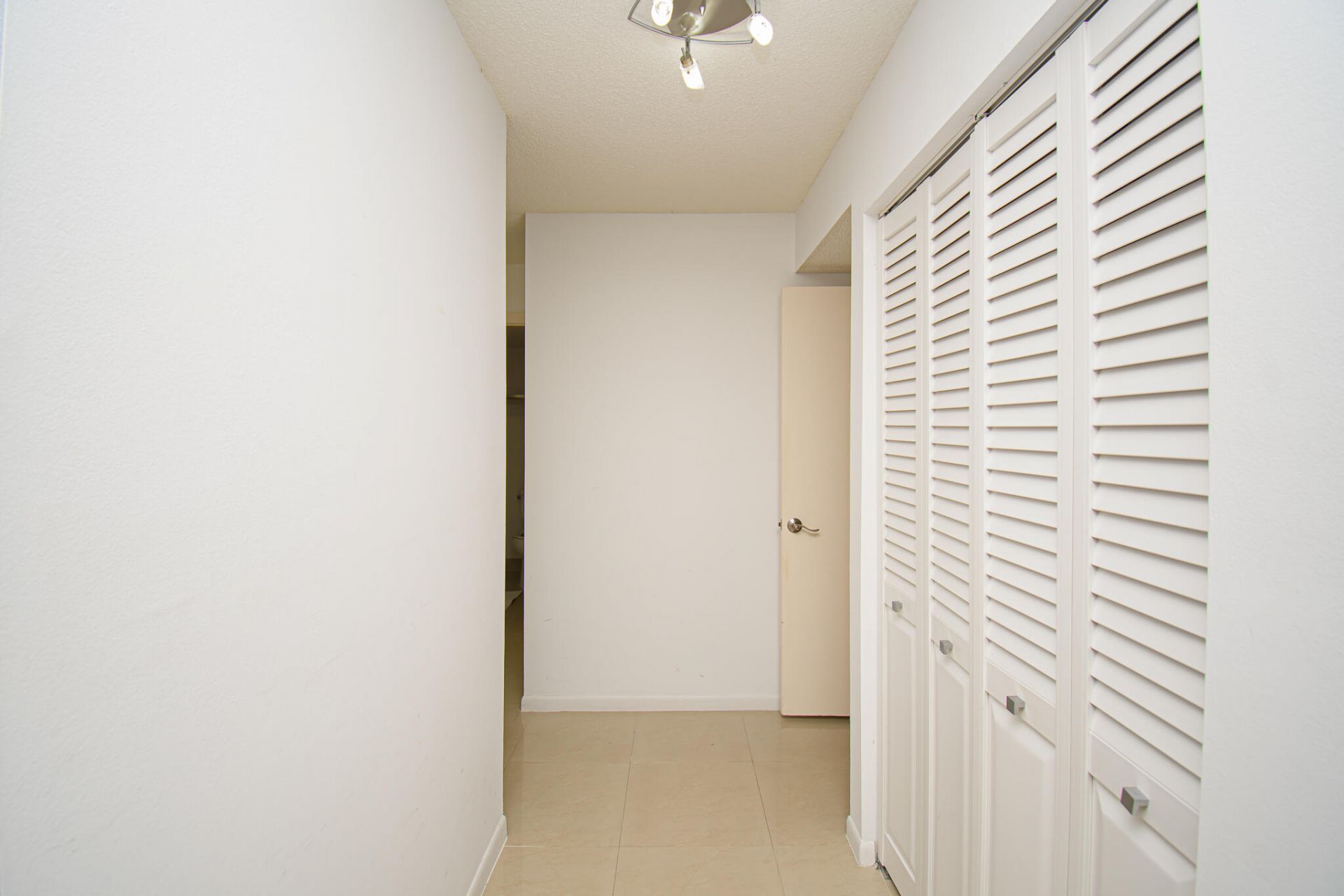 8334 Cypress Lane, Unit 1a, Boca Raton, FL 33433 Photo
