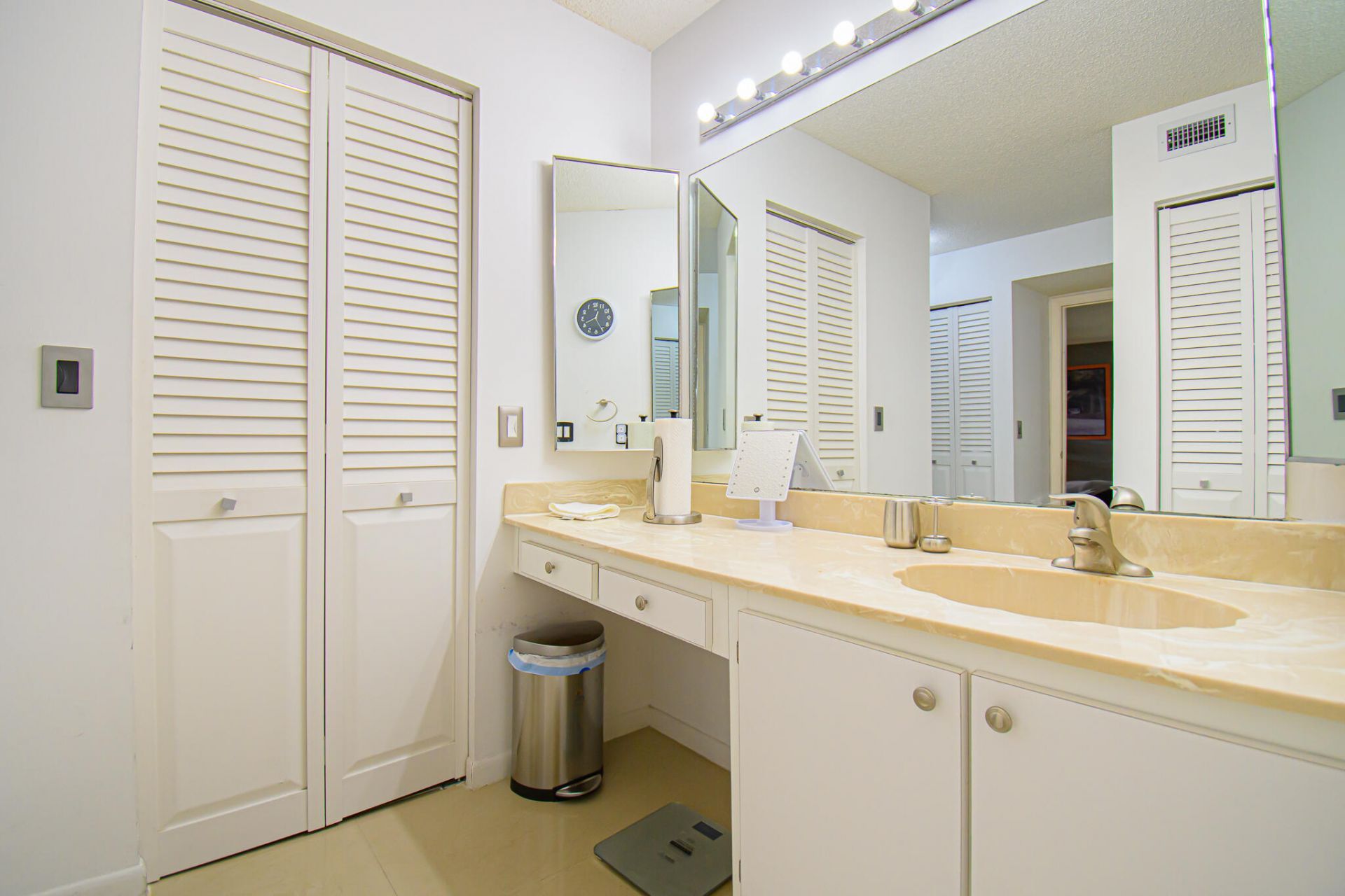 8334 Cypress Lane, Unit 1a, Boca Raton, FL 33433 Photo