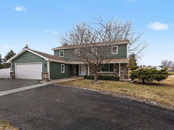 3002 N Maple Tree Lane , Wadsworth, IL 60083