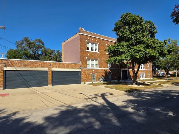 4252 Prescott Avenue , Lyons, IL 60534