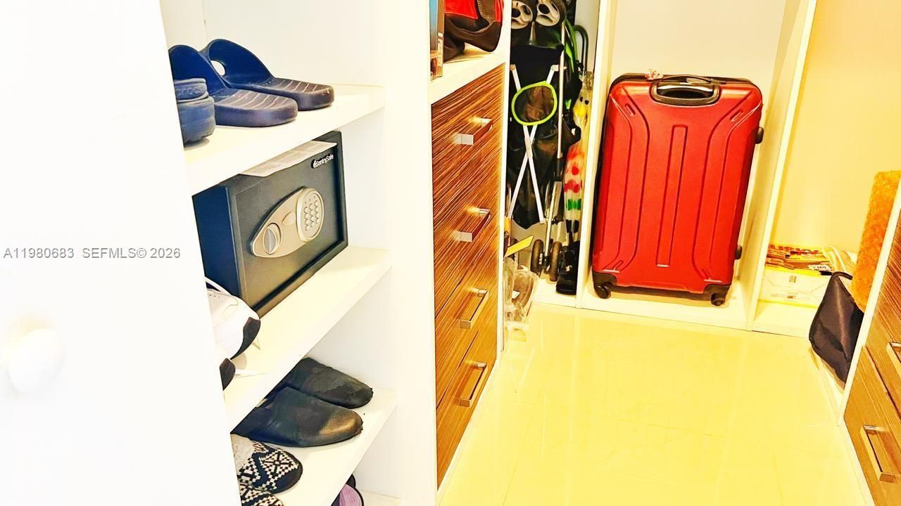 7901 Hispanola Ave , Unit 1611, North Bay Village, FL 33141 Photo