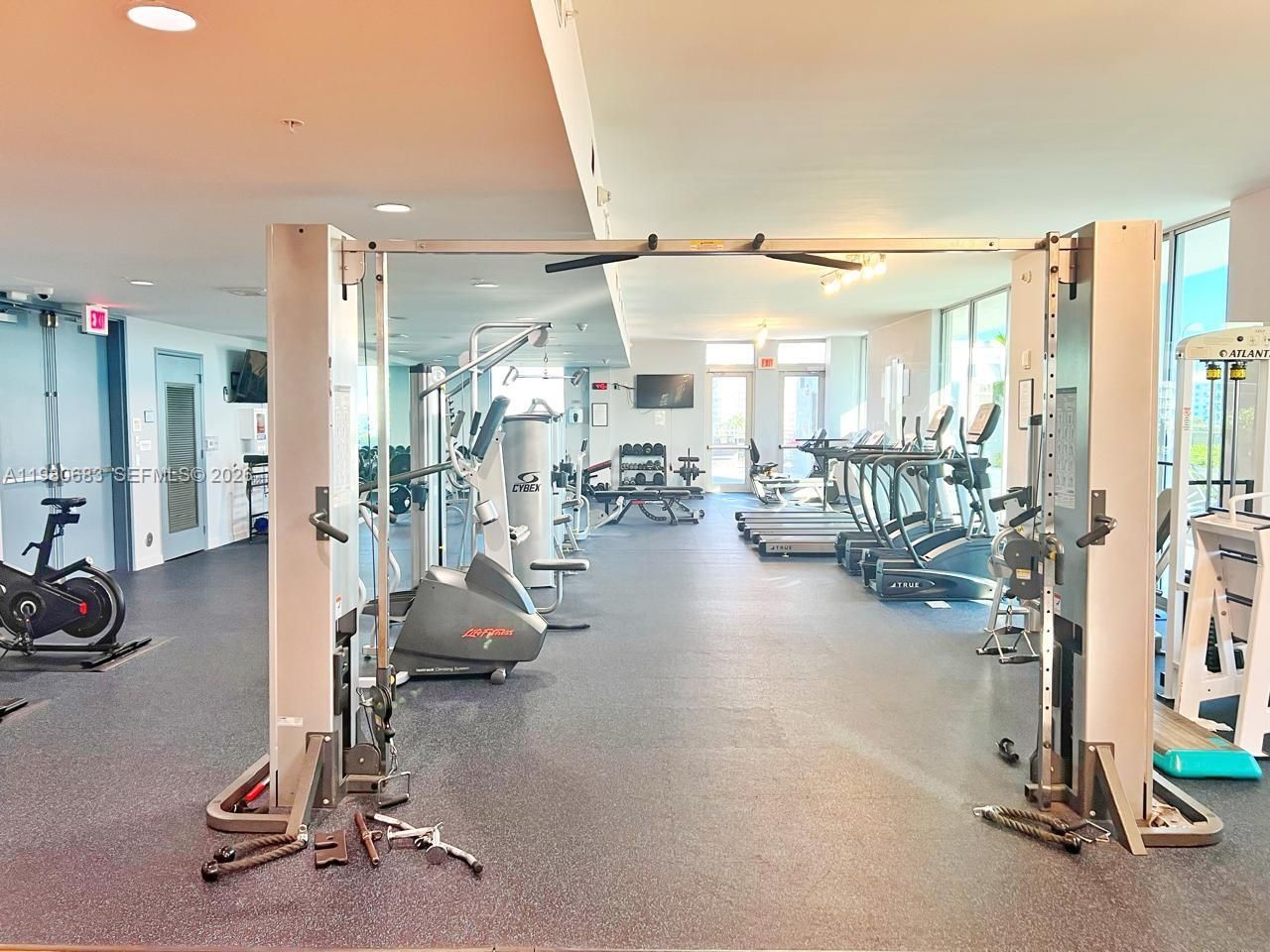 7901 Hispanola Ave , Unit 1611, North Bay Village, FL 33141 Photo