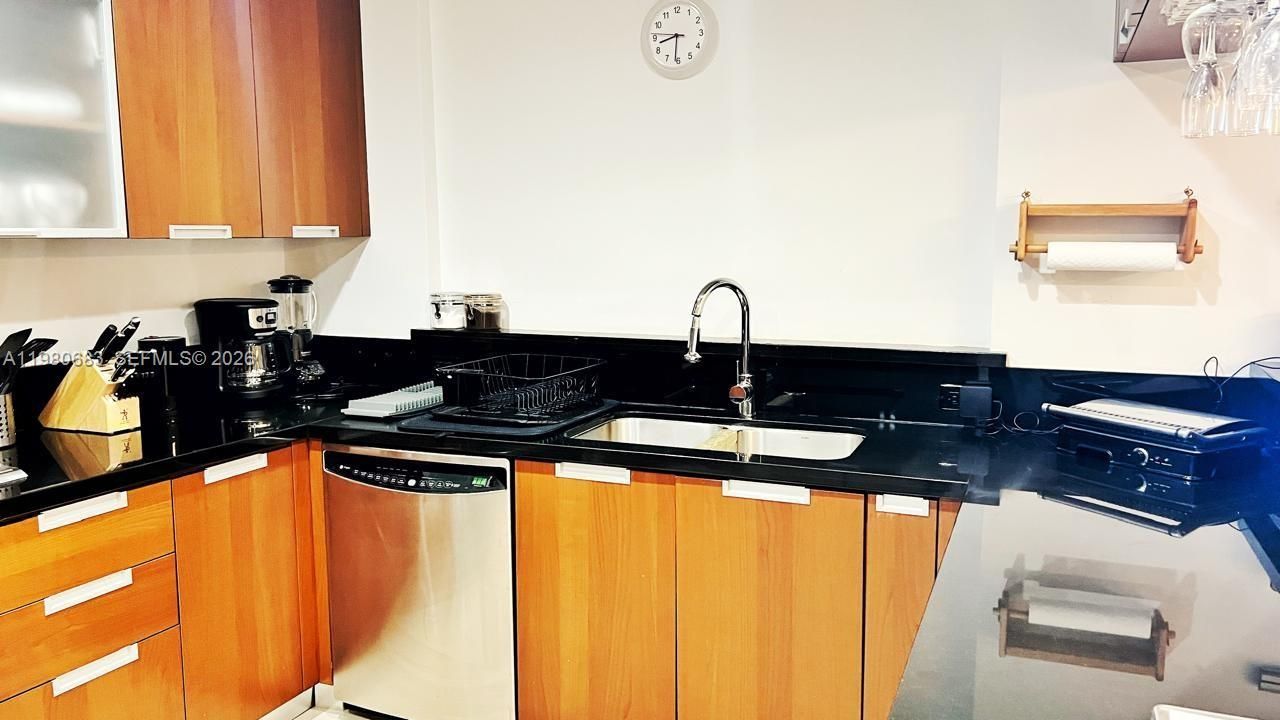 7901 Hispanola Ave , Unit 1611, North Bay Village, FL 33141 Photo