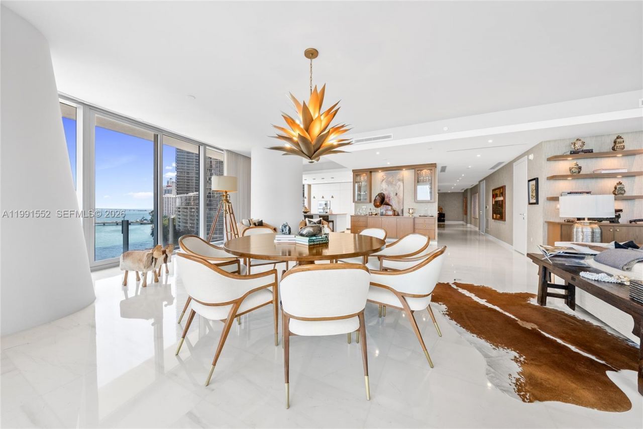 300 Biscayne Boulevard Way , Unit 901E, Miami, FL 33131 Photo