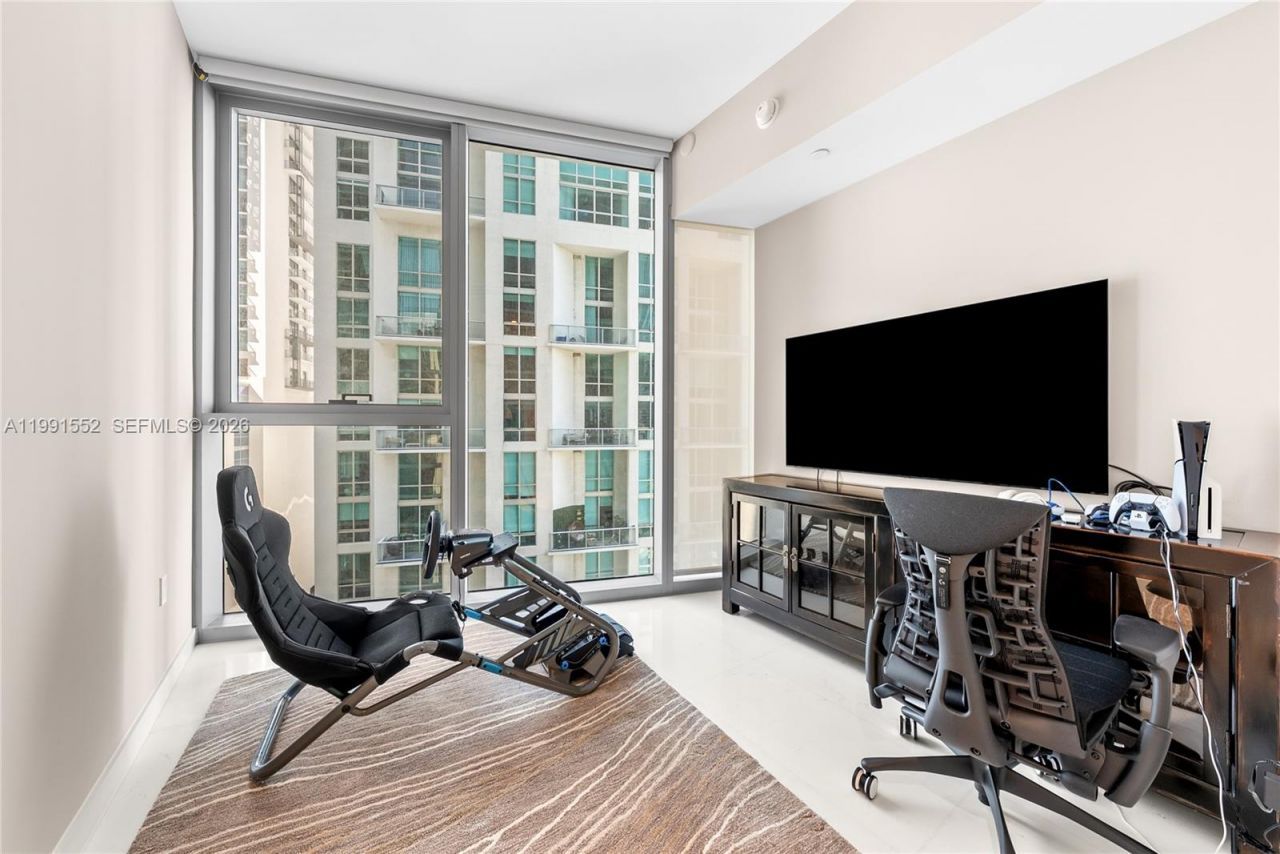 300 Biscayne Boulevard Way , Unit 901E, Miami, FL 33131 Photo