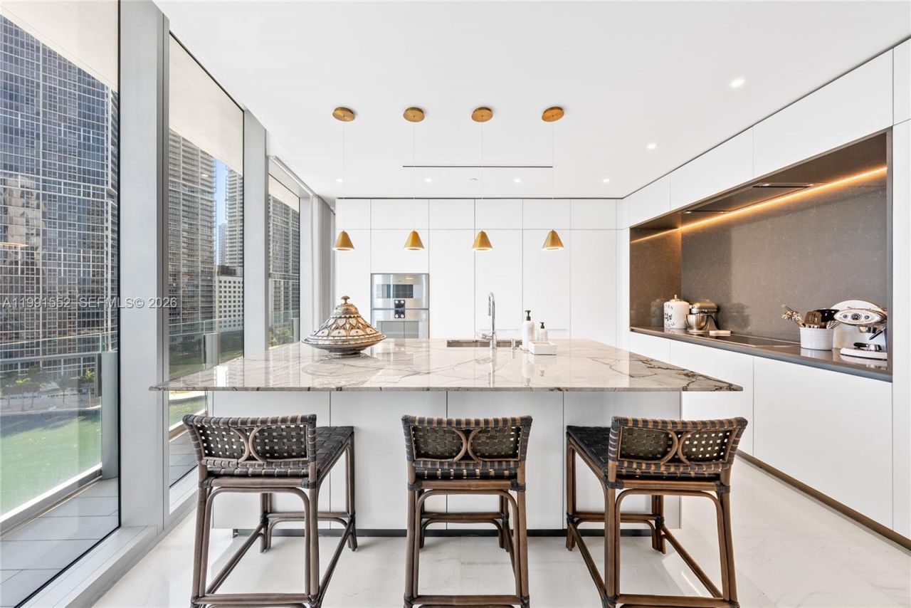 300 Biscayne Boulevard Way , Unit 901E, Miami, FL 33131 Photo