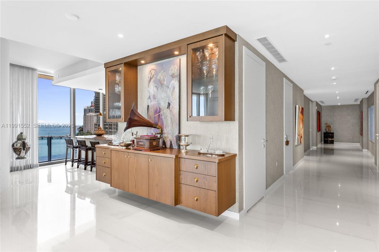 300 Biscayne Boulevard Way , Unit 901E, Miami, FL 33131 Photo