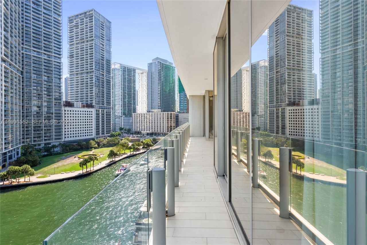 300 Biscayne Boulevard Way , Unit 901E, Miami, FL 33131 Photo