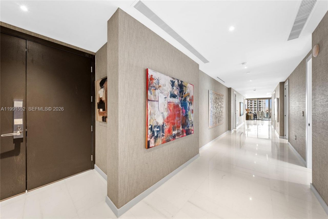 300 Biscayne Boulevard Way , Unit 901E, Miami, FL 33131 Photo