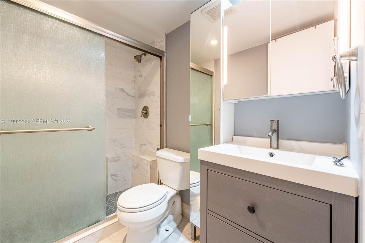 250 NW 107th Ave , Unit 205, Miami, FL 33172 Photo