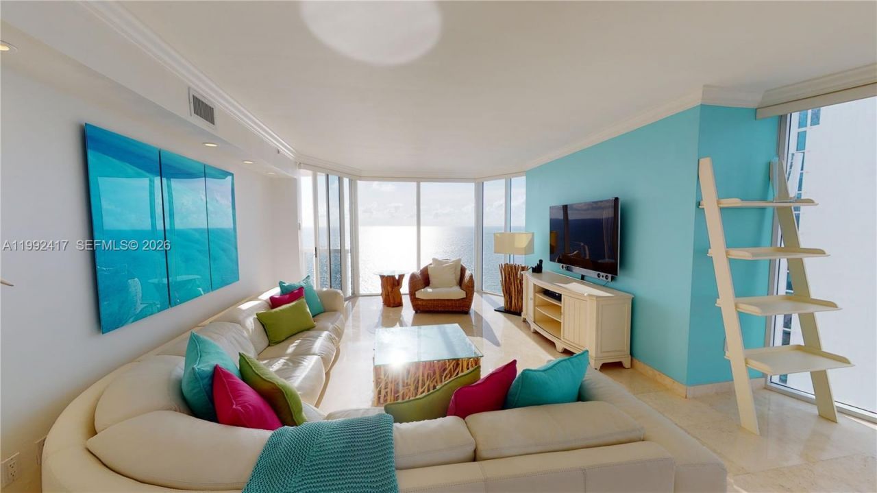 17555 Collins Ave , Unit 2601, Sunny Isles Beach, FL 33160 Photo