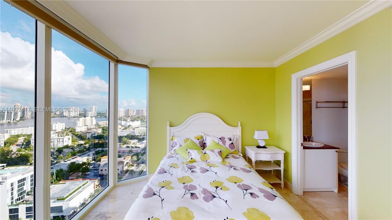 17555 Collins Ave , Unit 2601, Sunny Isles Beach, FL 33160 Photo