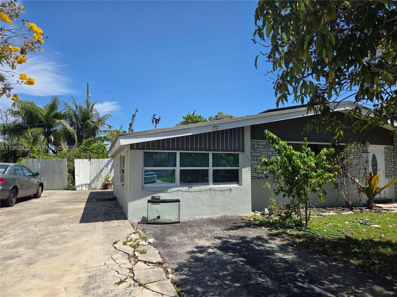 19631 NE 12th Ct, Unit EFF, Miami, FL 33179 Photo