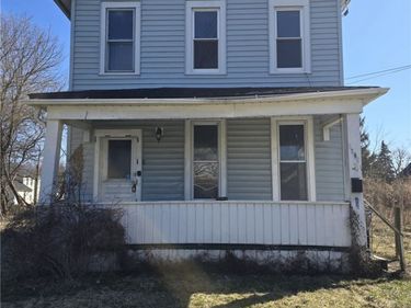 1327 Willow Avenue, Niagara Falls, NY 14305