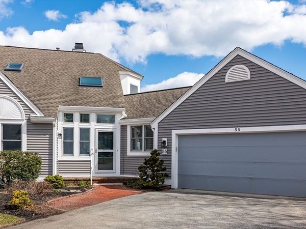 55 Hidden Bay Drive, Unit 55, Dartmouth, MA 02748