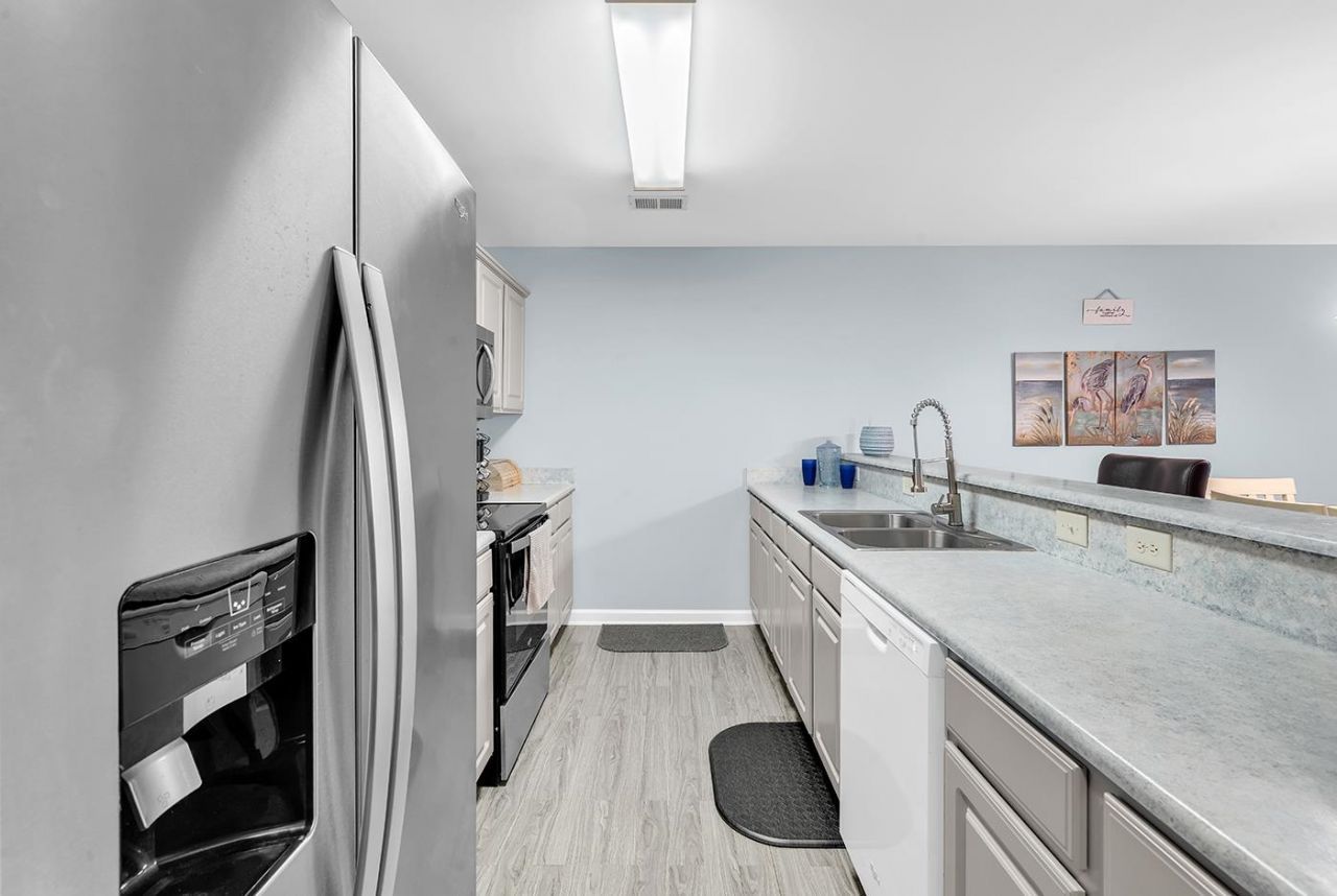 4845 Meadowsweet Dr.  Photo 12