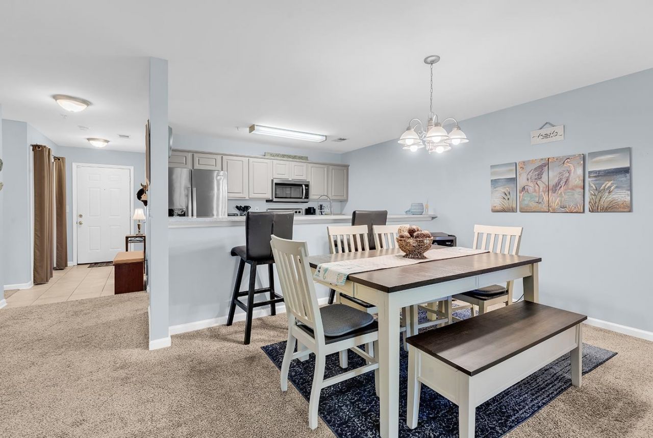 4845 Meadowsweet Dr.  Photo 15