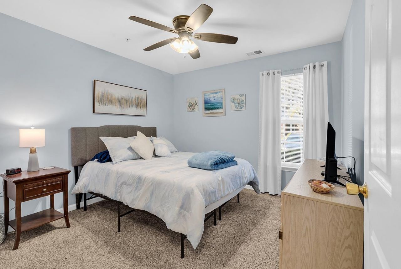 4845 Meadowsweet Dr.  Photo 6