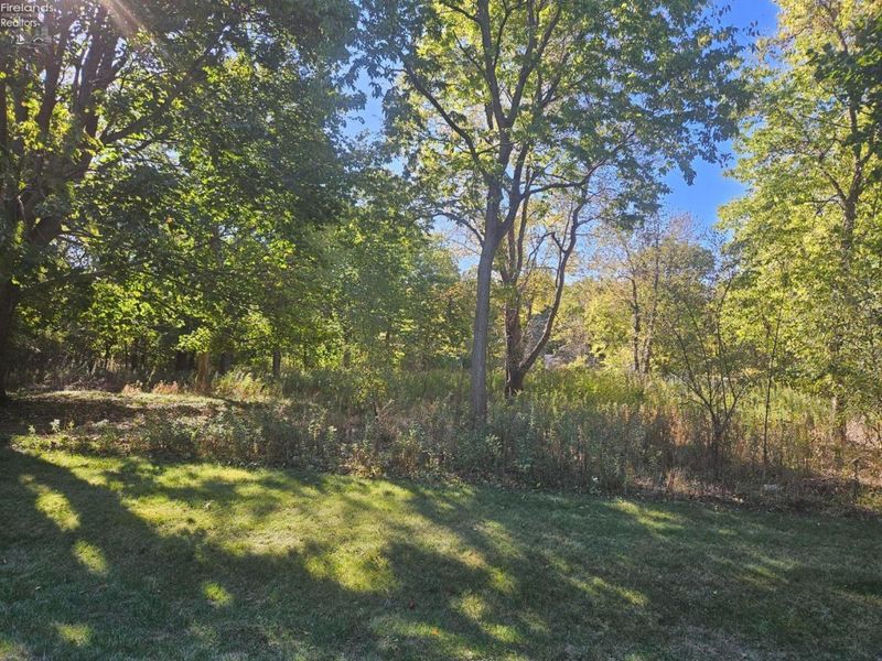 3995 N Coachmans Trail, Port Clinton, OH 43452 Photo 3