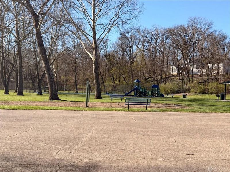 413 Pamela Avenue, Harrison Township, OH 45415 Photo 8