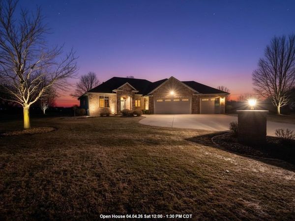 2660 WHITEGATE TRAIL, De Pere, WI 54115