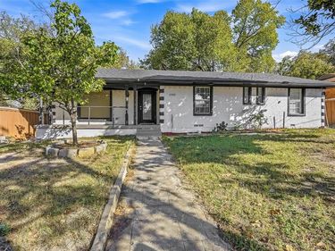 1711 Essex Avenue, Dallas, TX 75203