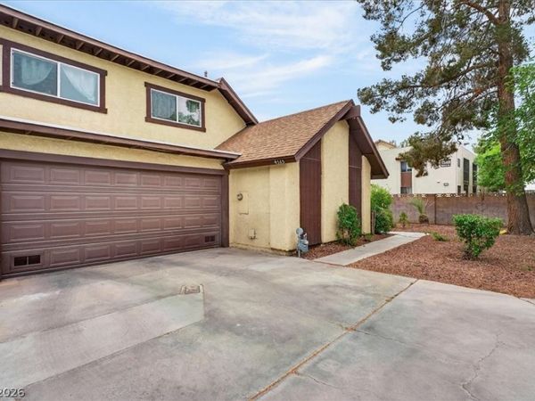 4545 Del Oro Drive , Las Vegas, NV 89102