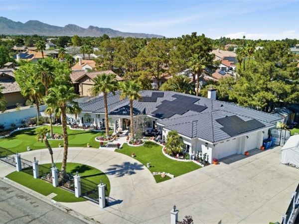 7360 Darby Avenue, Las Vegas, NV 89117