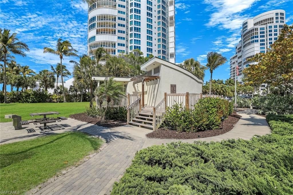 4092 Belair Ln, Unit 15, Naples, FL 34103 Photo