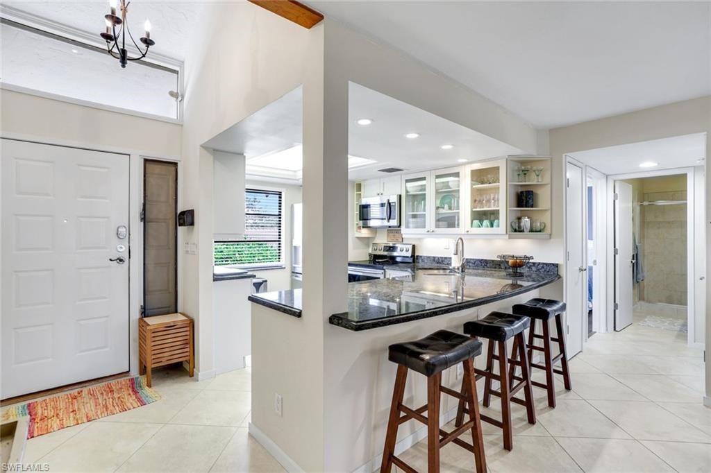 4092 Belair Ln, Unit 15, Naples, FL 34103 Photo