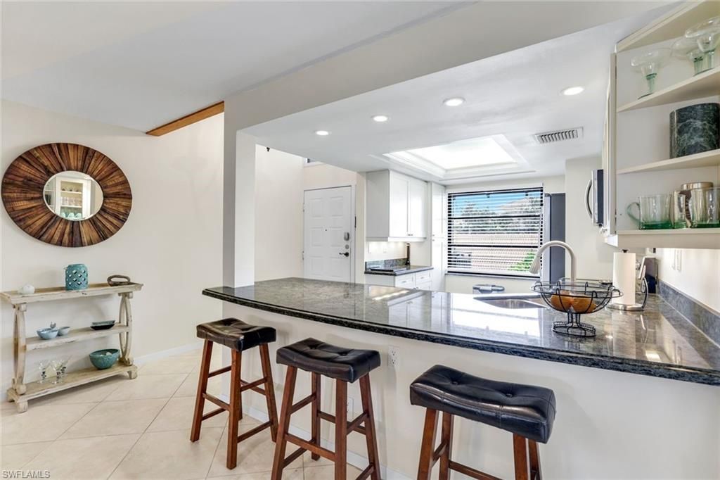 4092 Belair Ln, Unit 15, Naples, FL 34103 Photo