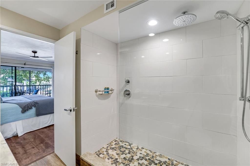 4092 Belair Ln, Unit 15, Naples, FL 34103 Photo