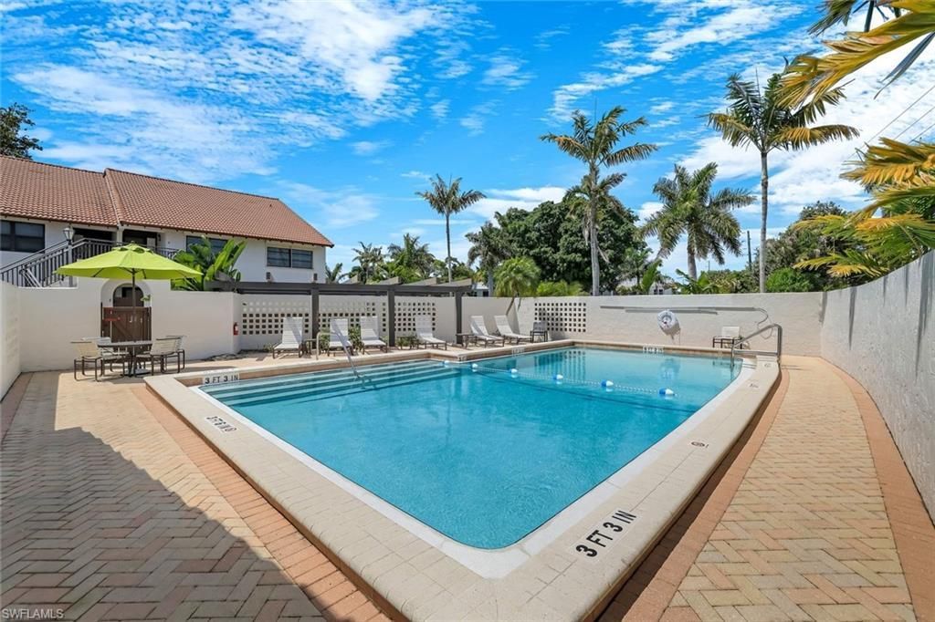 4092 Belair Ln, Unit 15, Naples, FL 34103 Photo