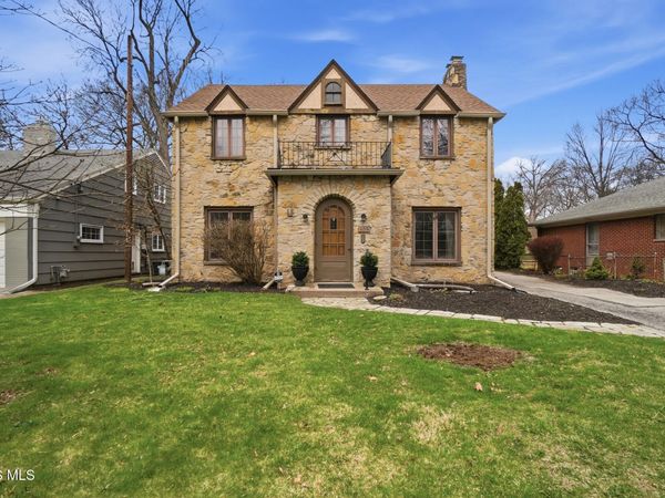 2523 Orchard Road, Ottawa Hills, OH 43606