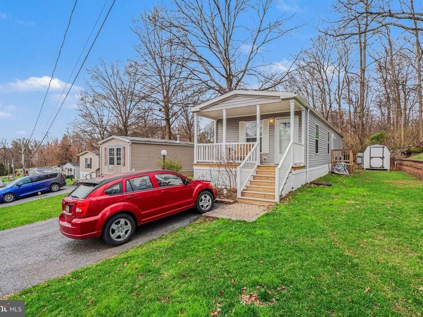 64 Lakeview Drive , Elizabethtown, PA 17022 Main Photo