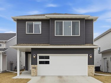 4963 37th Avenue S, Fargo, ND 58104