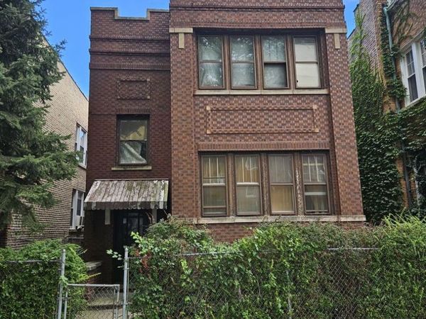 4915 N Troy Street , Chicago, IL 60625