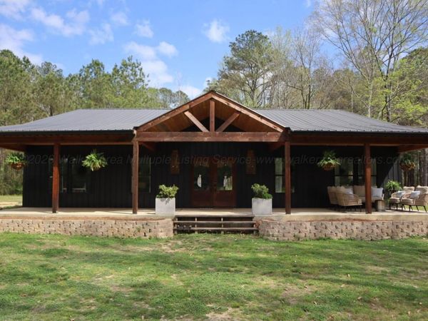 736 N SKYLINE Dr, Jasper, AL 35503
