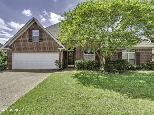 127 Eastside Drive, Brandon, MS 39047